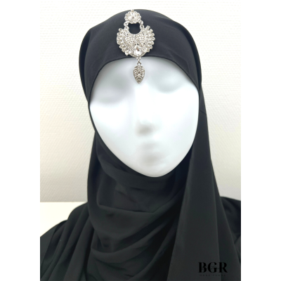 "Bijoux de hijab pour femme : ajoutez une touche d'élégance à votre tenue pour les mariages et les occasions spéciales" 2