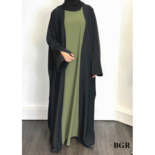 Complétez votre look avec notre sous abaya/sous kimono sans manches en tissu fluide - BGR Boutique