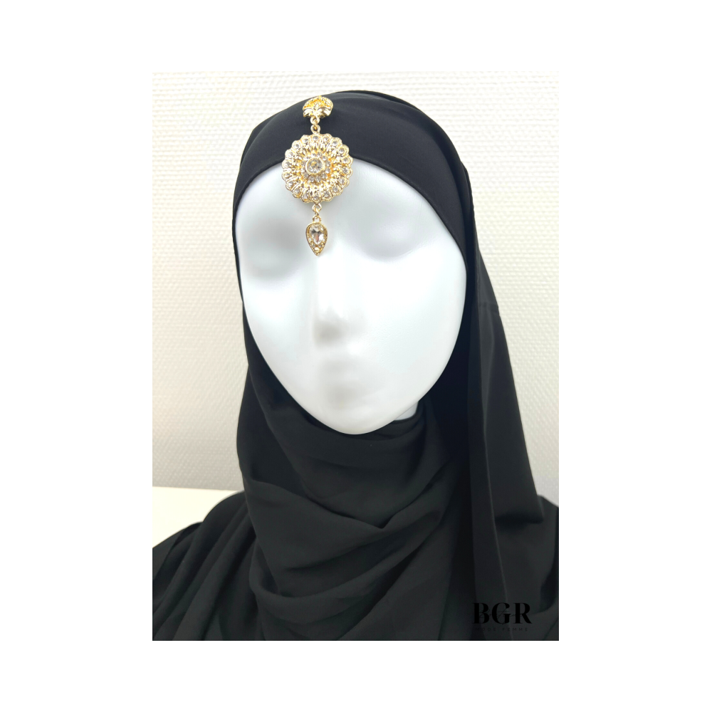 "Bijoux de hijab pour femme : ajoutez une touche d'élégance à votre tenue pour les mariages et les occasions spéciales - Modèle
